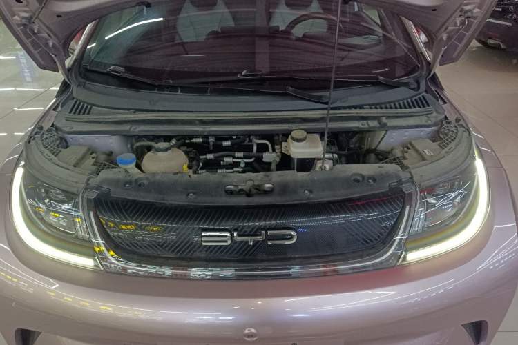 Used BYD Dolphin 2021 405 km Fashion Edition Engine Bay