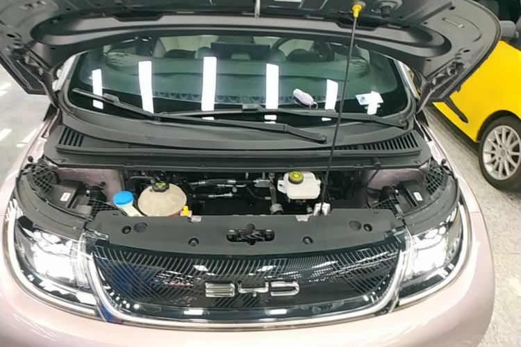 Used BYD Dolphin 2021 405 km Fashion Edition Engine Bay