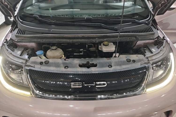 Used BYD Dolphin 2021 405 km Free Version Engine Bay