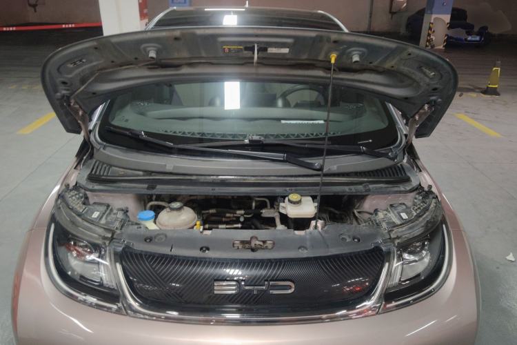 Used BYD Dolphin 2021 405 km Fashion Edition Engine Bay