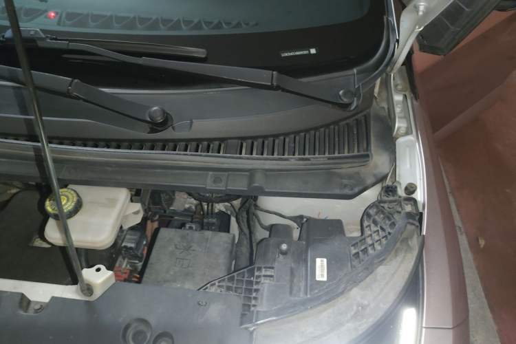 Used BYD Dolphin 2021 405 km Fashion Edition Engine Bay Left