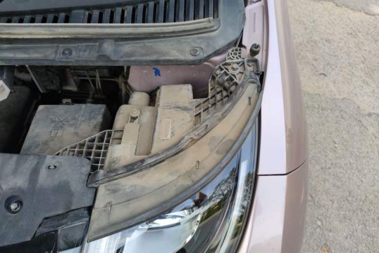 Used BYD Dolphin 2021 405 km Fashion Edition Engine Bay Left