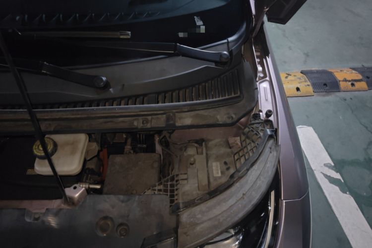 Used BYD Dolphin 2021 405 km Fashion Edition Engine Bay Left