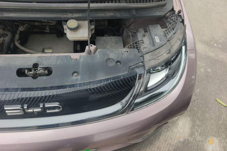 Used BYD Dolphin 2021 405 km Free Version Engine Bay Left