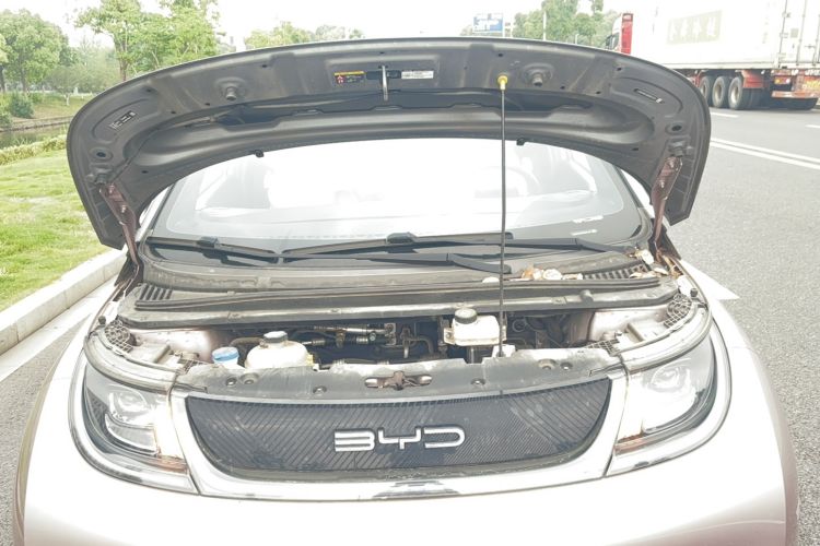 Used BYD Dolphin 2021 405 km Fashion Edition Engine Bay