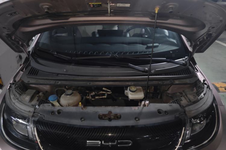 Used BYD Dolphin 2021 405 km Fashion Edition Engine Bay