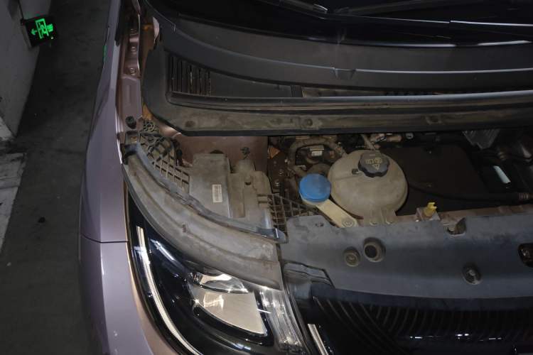 Used BYD Dolphin 2021 405 km Fashion Edition Engine Bay Right