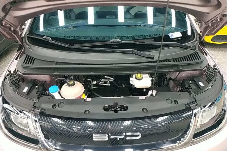 Used BYD Dolphin 2021 405 km Fashion Edition Engine Bay