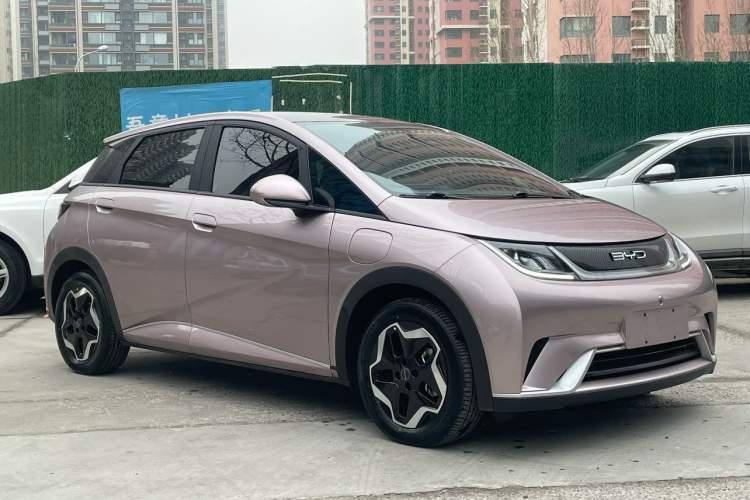 Used BYD Dolphin 2021 405 km Fashion Edition Exterior 3