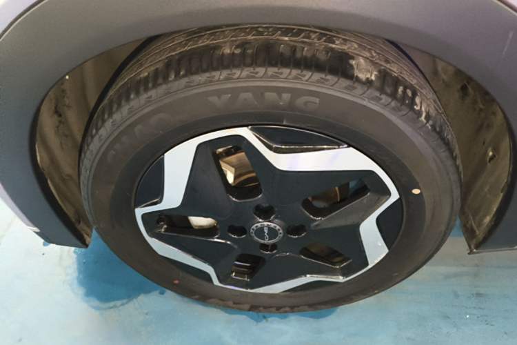 Used BYD Dolphin 2021 405 km Fashion Edition Exterior 4