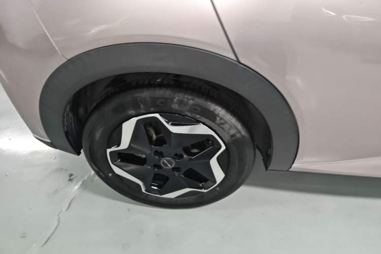 Used BYD Dolphin 2021 405 km Fashion Edition Exterior 5
