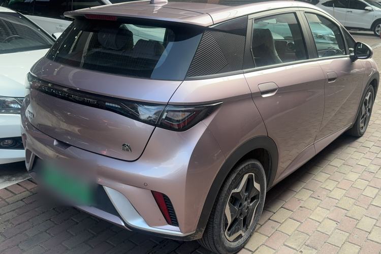 Used BYD Dolphin 2021 405 km Fashion Edition Exterior 5