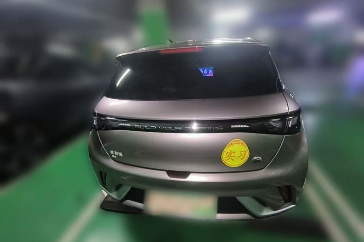 Used BYD Dolphin 2021 405 km Fashion Edition Exterior 7