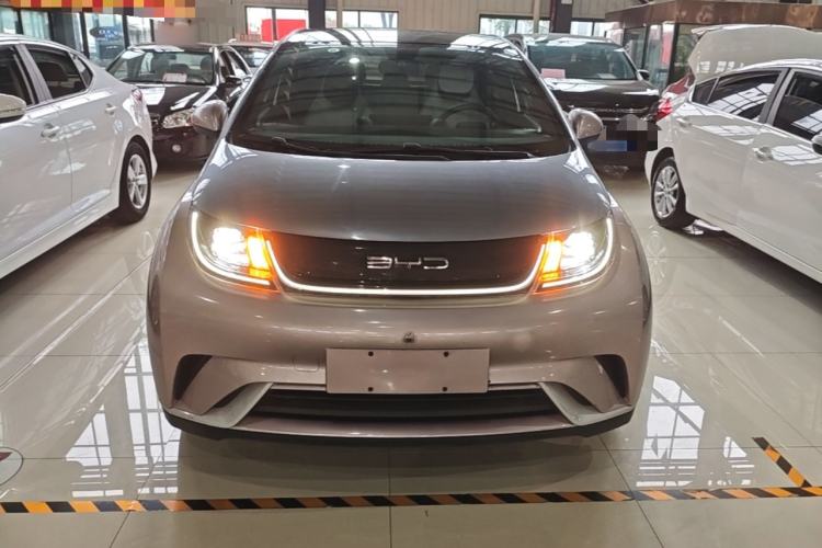Used BYD Dolphin 2021 405 km Free Version Front