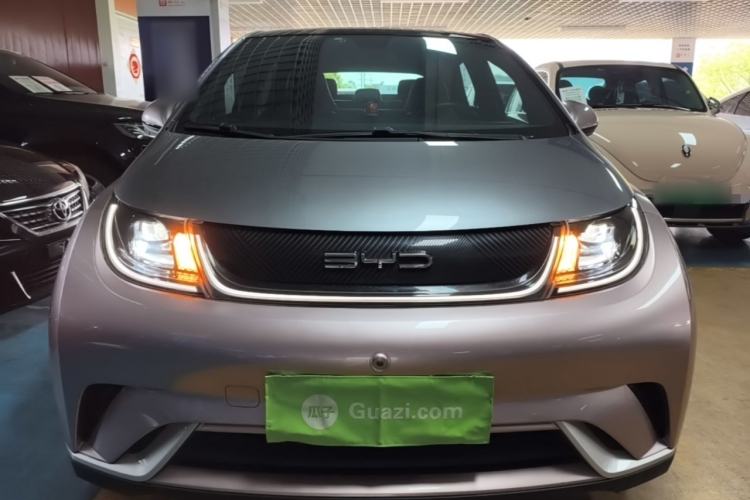 Used BYD Dolphin 2021 405 km Fashion Edition Front