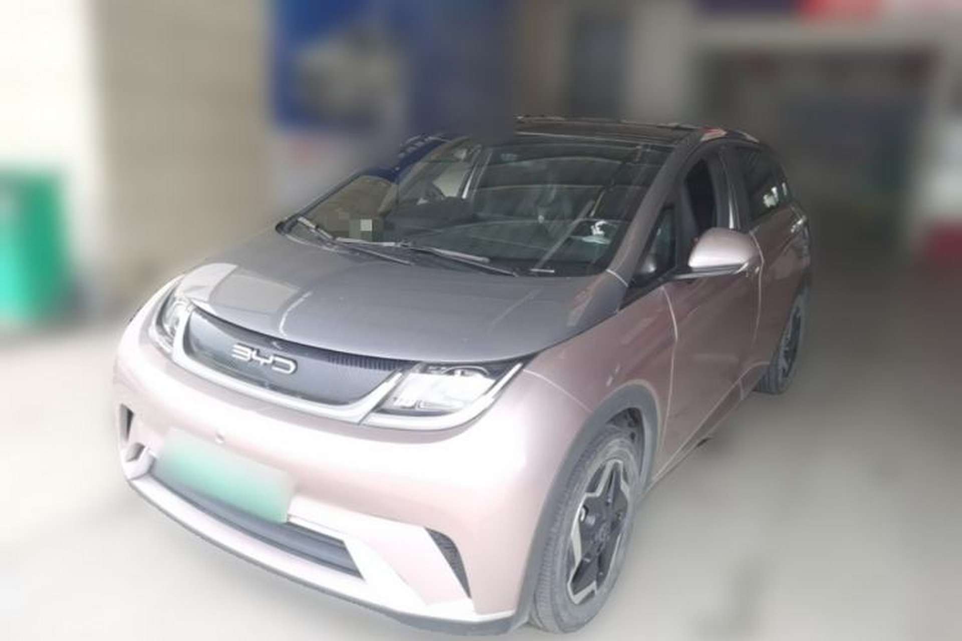 Used BYD Dolphin 2021 405 km Fashion Edition Front Left 45 Deg