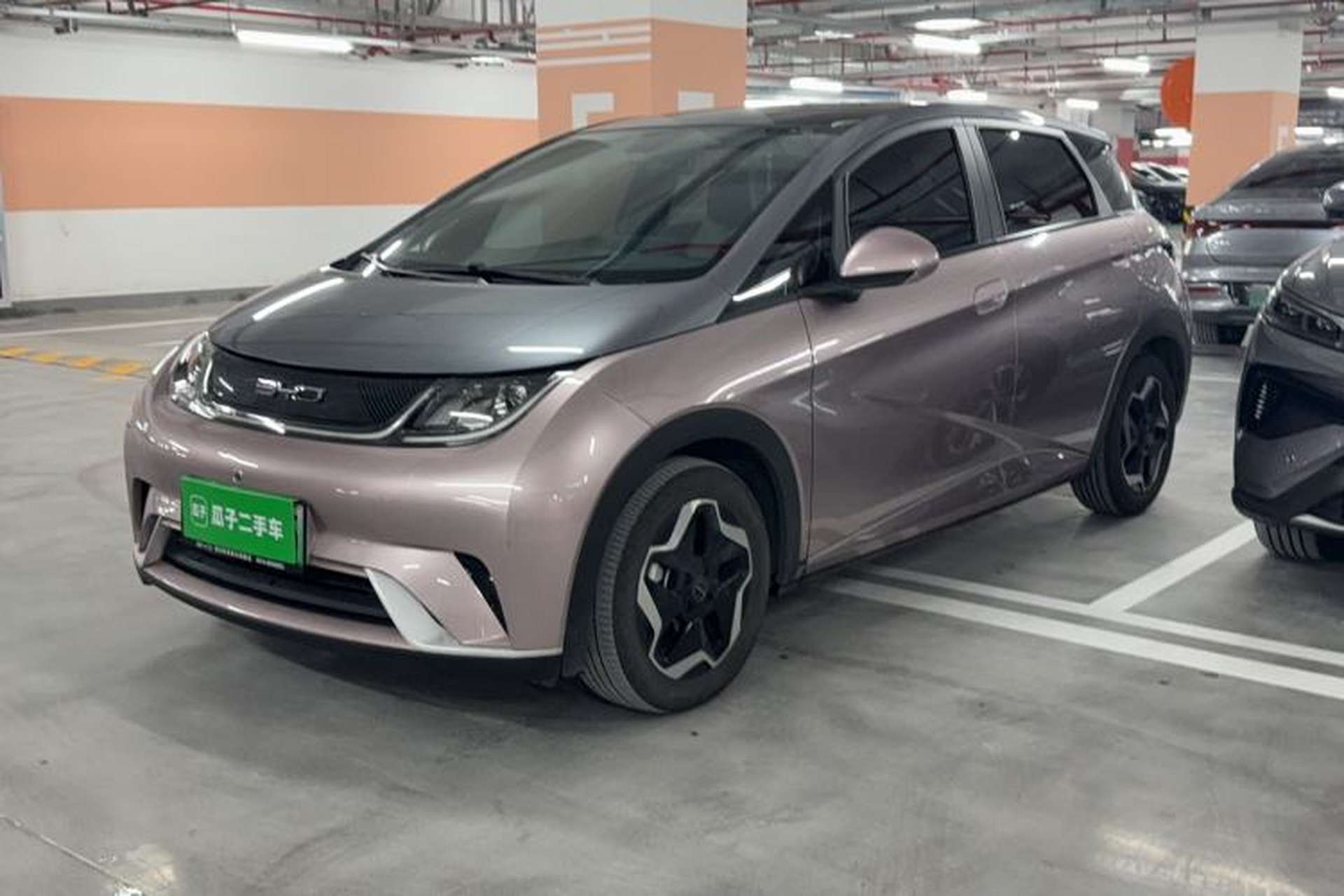 Used BYD Dolphin 2021 405 km Fashion Edition Front Left 45 Deg