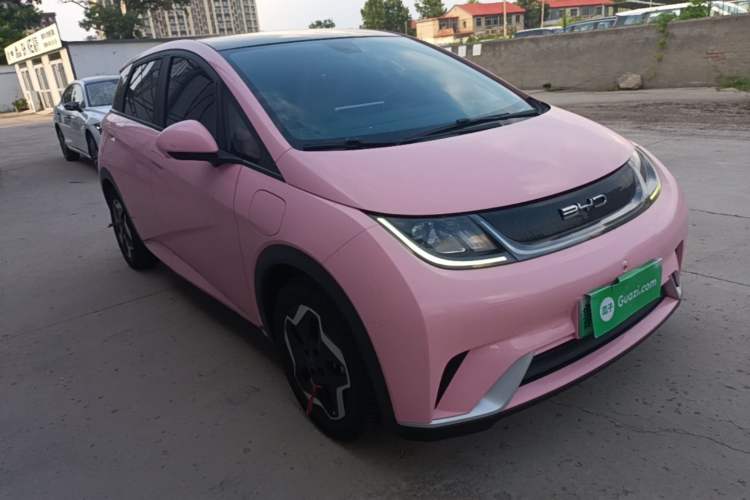 Used BYD Dolphin 2021 405 km Fashion Edition Front Right 45 Deg