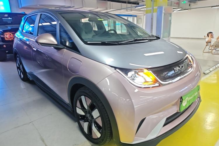 Used BYD Dolphin 2021 401km Knight Edition Front Right 45 Deg