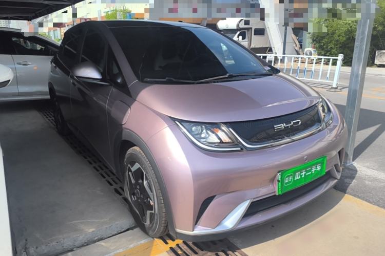 Used BYD Dolphin 2021 405 km Fashion Edition Front Right 45 Deg