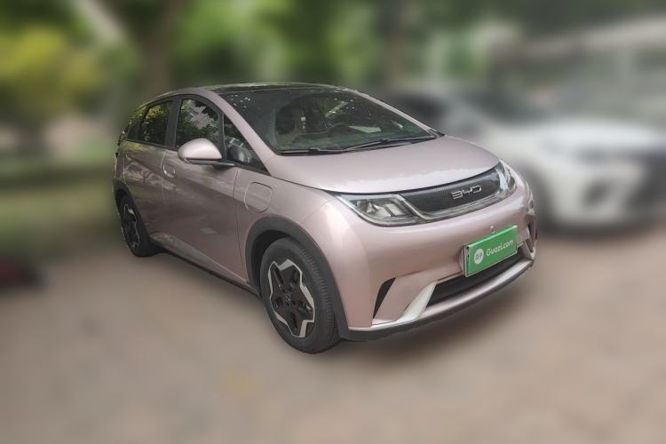 Used BYD Dolphin 2021 405 km Fashion Edition Front Right 45 Deg