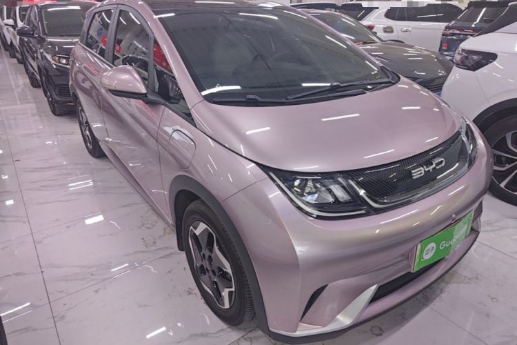 Used BYD Dolphin 2021 405 km Fashion Edition Front Right 45 Deg