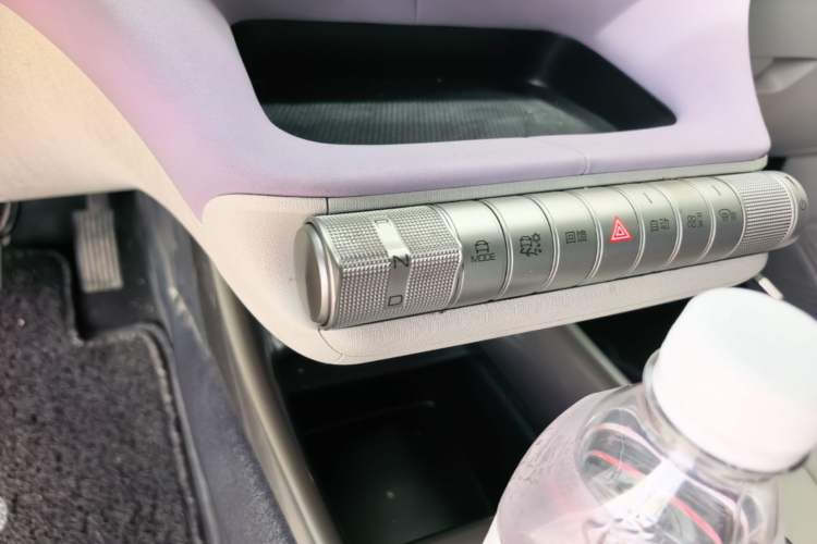 Used BYD Dolphin 2021 405 km Fashion Edition Gear Lever