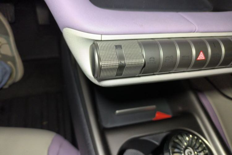 Used BYD Dolphin 2021 405 km Fashion Edition Gear Lever