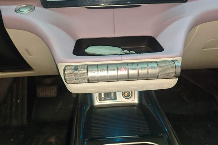 Used BYD Dolphin 2021 401km Knight Edition Gear Lever