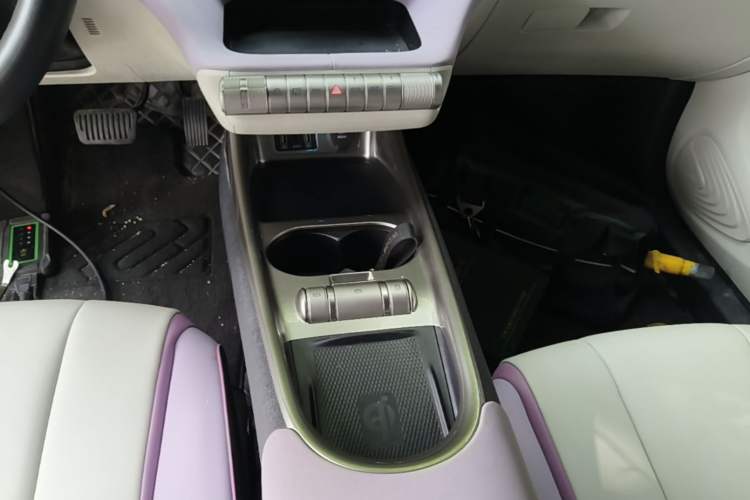 Used BYD Dolphin 2021 401km Knight Edition Gear Lever