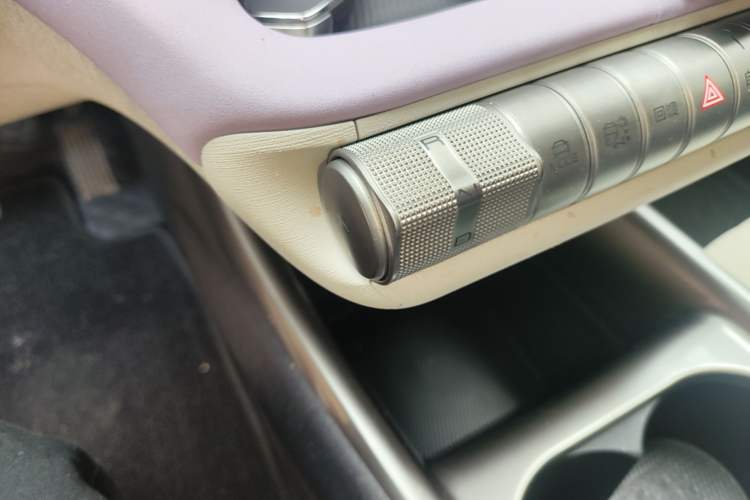 Used BYD Dolphin 2021 405 km Fashion Edition Gear Lever
