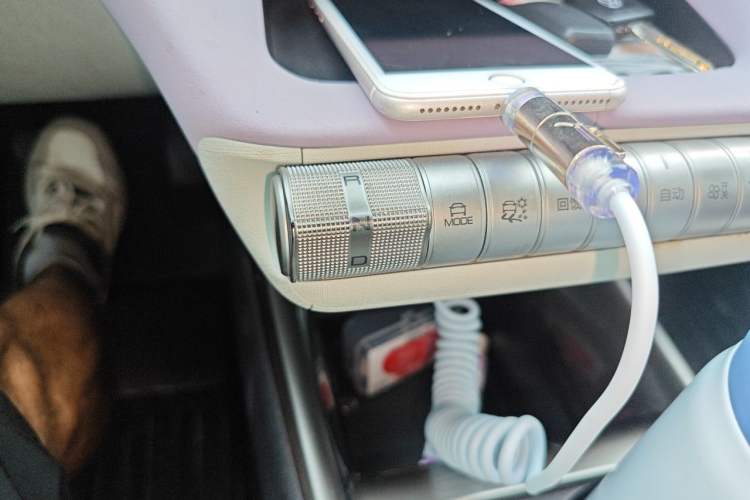 Used BYD Dolphin 2021 405 km Fashion Edition Gear Lever