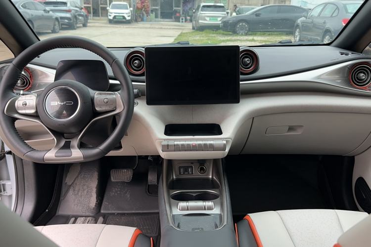 Used BYD Dolphin 2021 401km Knight Edition Center Console