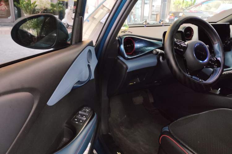 Used BYD Dolphin 2021 405 km Fashion Edition Driver Seat