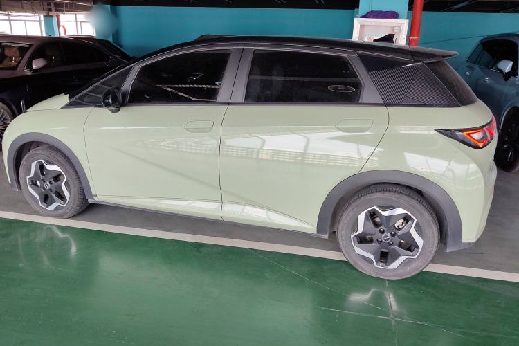 Used BYD Dolphin 2021 405 km Fashion Edition Exterior 3