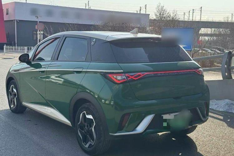 Used BYD Dolphin 2021 405 km Fashion Edition Exterior 3