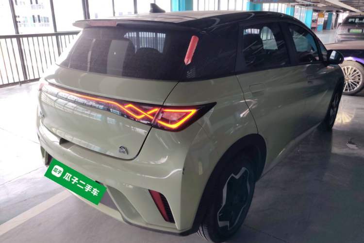 Used BYD Dolphin 2021 405 km Fashion Edition Exterior 5