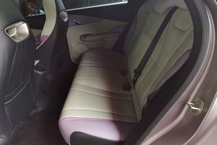 Used BYD Dolphin 2021 405 km Fashion Edition Interior 1