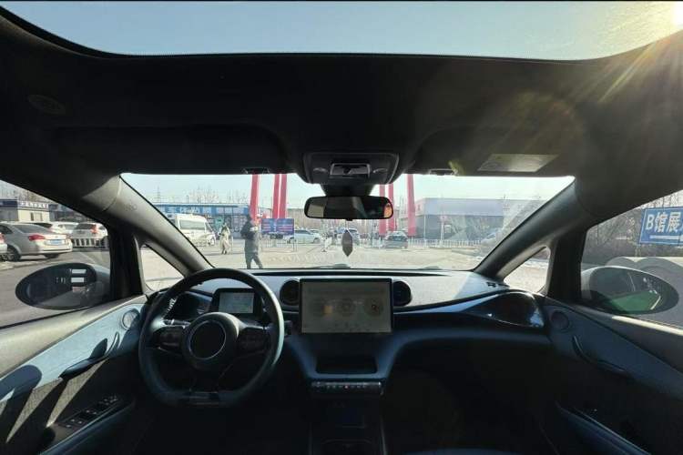 Used BYD Dolphin 2021 405 km Fashion Edition Interior 5