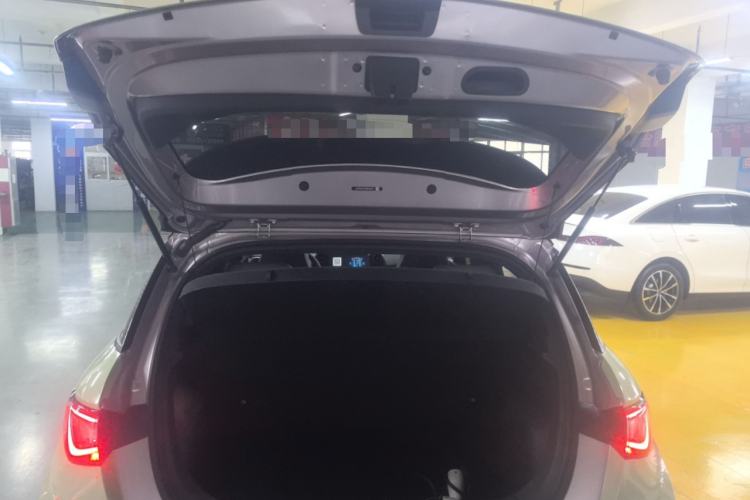 Used BYD Dolphin 2021 405 km Fashion Edition Trunk