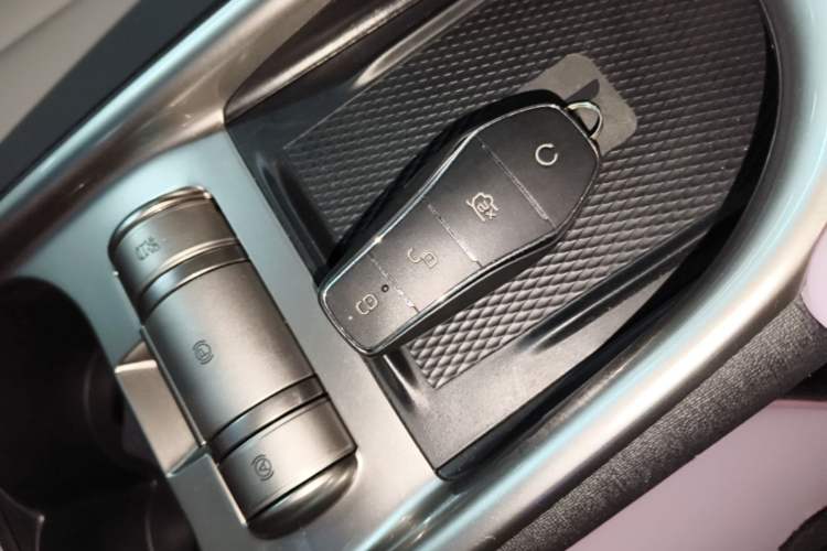 Used BYD Dolphin 2021 405 km Fashion Edition Interior 1