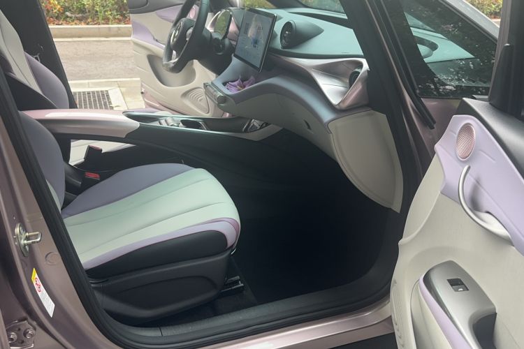 Used BYD Dolphin 2021 405 km Fashion Edition Interior 1