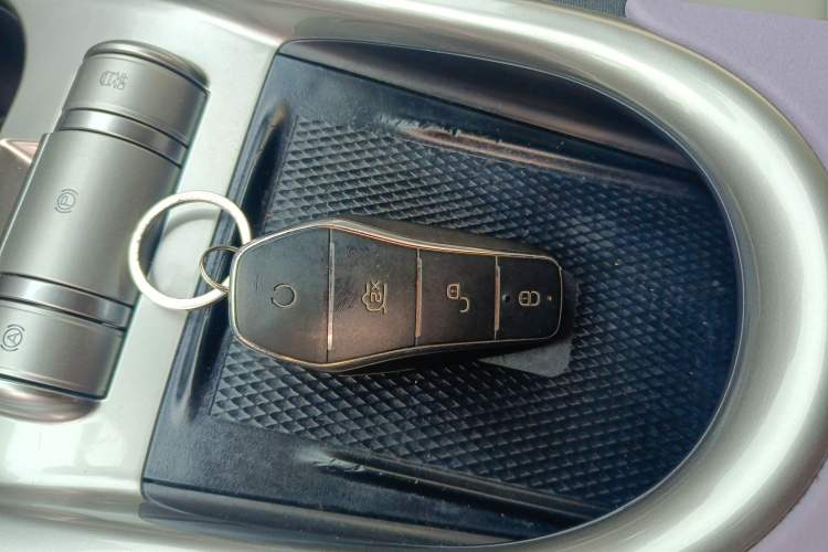Used BYD Dolphin 2021 405 km Fashion Edition Interior 1