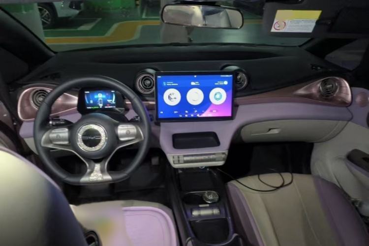 Used BYD Dolphin 2021 405 km Fashion Edition Interior 1