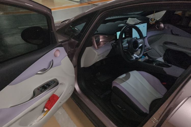 Used BYD Dolphin 2021 405 km Fashion Edition Interior 3
