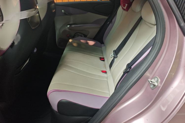 Used BYD Dolphin 2021 405 km Fashion Edition Interior 4