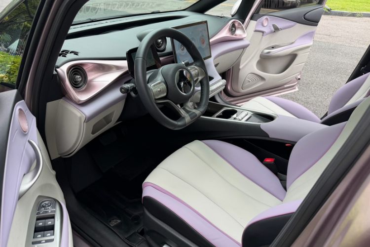Used BYD Dolphin 2021 405 km Fashion Edition Interior 6