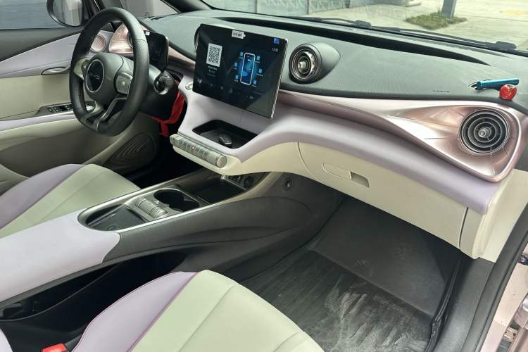 Used BYD Dolphin 2021 405 km Free Version Interior 7