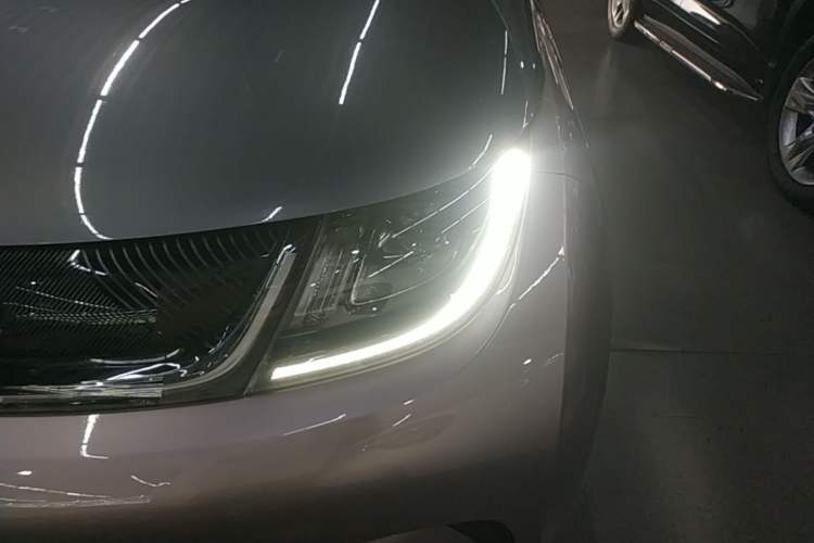 Used BYD Dolphin 2021 405 km Fashion Edition Left Front Headlight