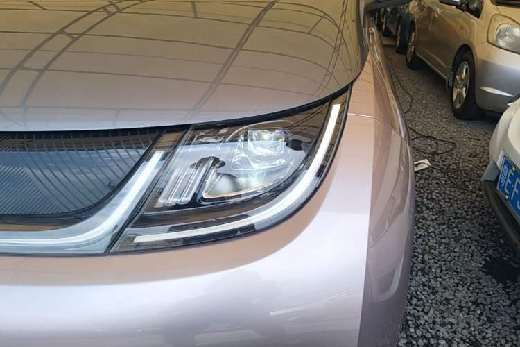 Used BYD Dolphin 2021 405 km Fashion Edition Left Front Headlight